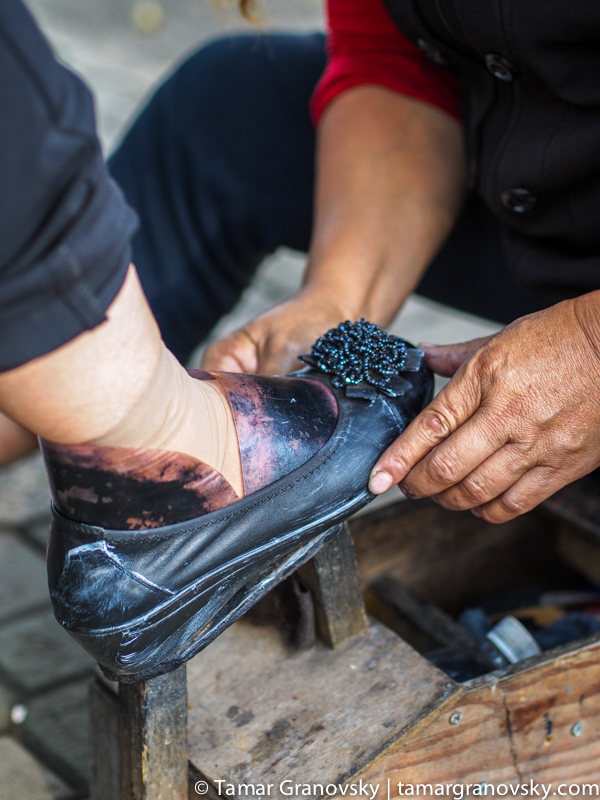 People and the Street-11