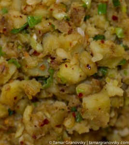 Laonai Yangyu (Grandmother's Potatoes)