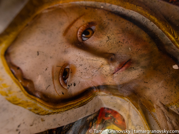 XXX, in an abandoned church in Itaparica, Brasil